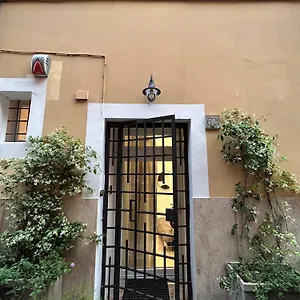 a-casa-dei-romani.it-romehotels.com/